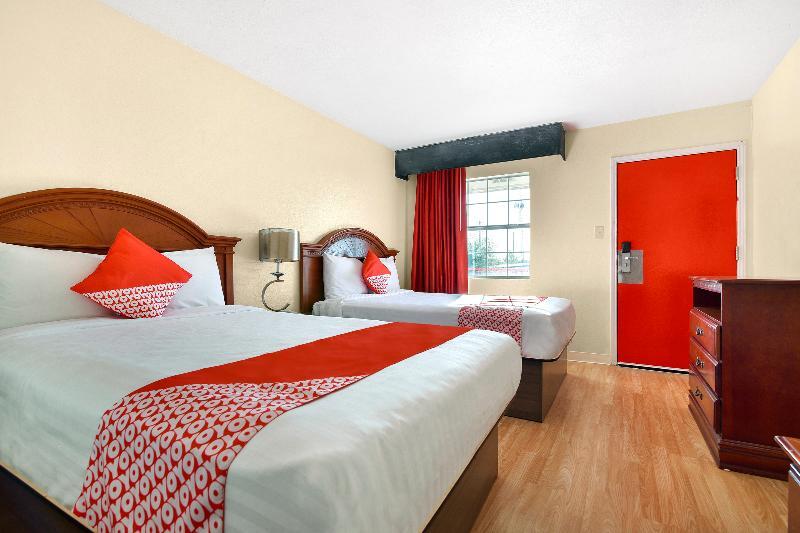 Oyo Hotel San Antonio Lackland Near Seaworld Extérieur photo